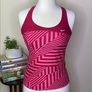 Nike Work Out Tank in Women's Size Small